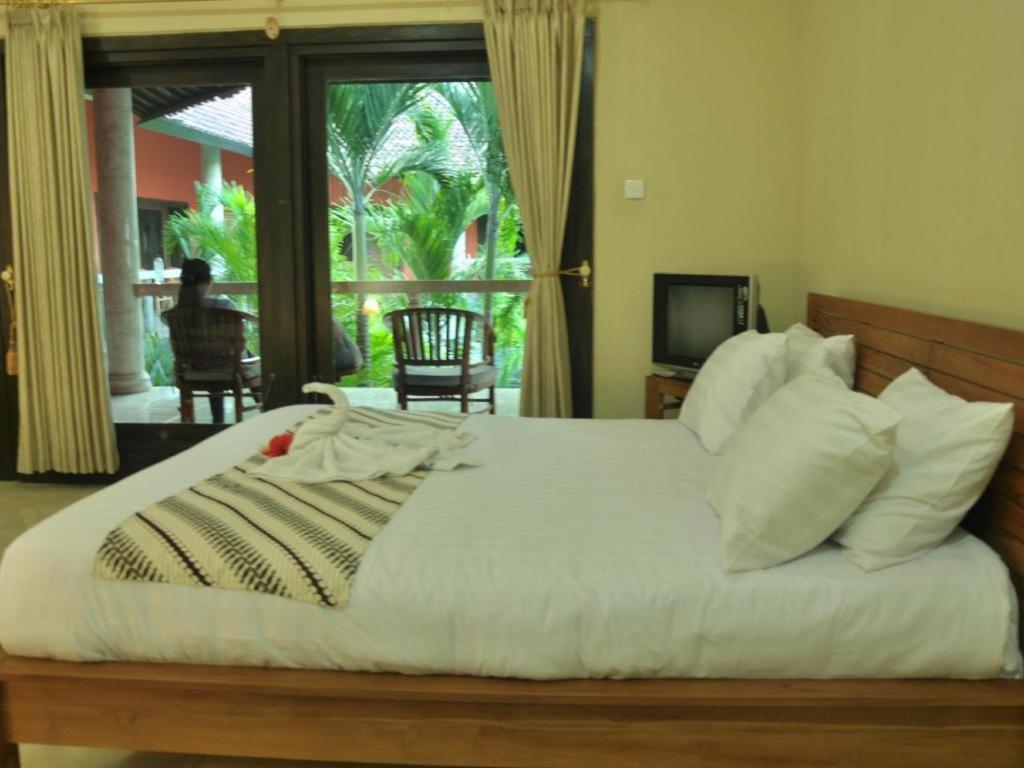 Crystal Ocean View Tulamben Hotel Extérieur photo